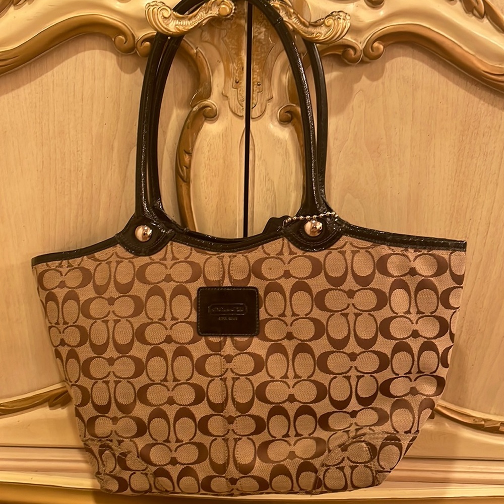 Coach tote